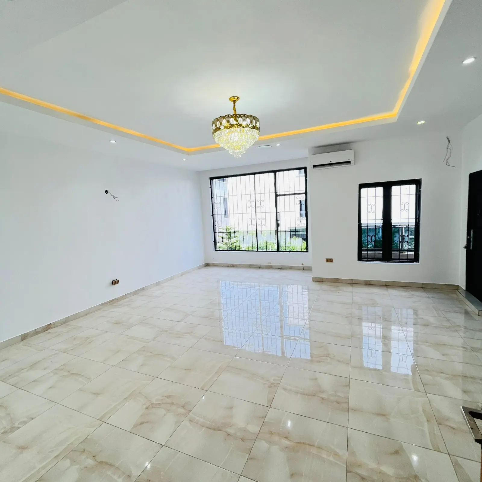 ✨ FULLY FINISHED SMART SEMI-DETACHED 4-BEDROOM DUPLEX + BQ IN IDU ✨ - photo 2
